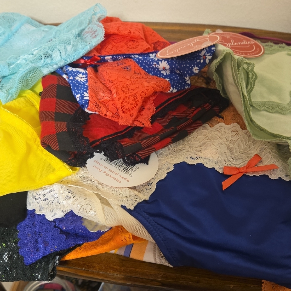 12 Pairs NWT Women's Lace Trim Panties - Multicolor